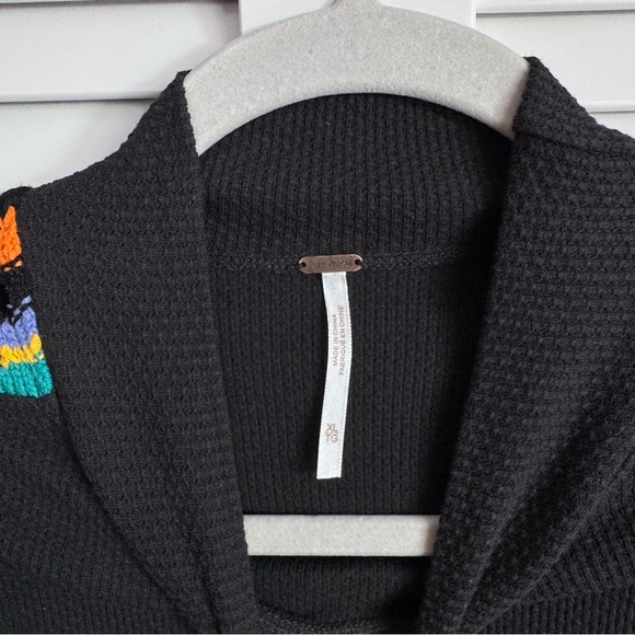 Free People Switch It Up Boho Thermal Mock Neck Crochet Cuff Top Black XL - Picture 5 of 9